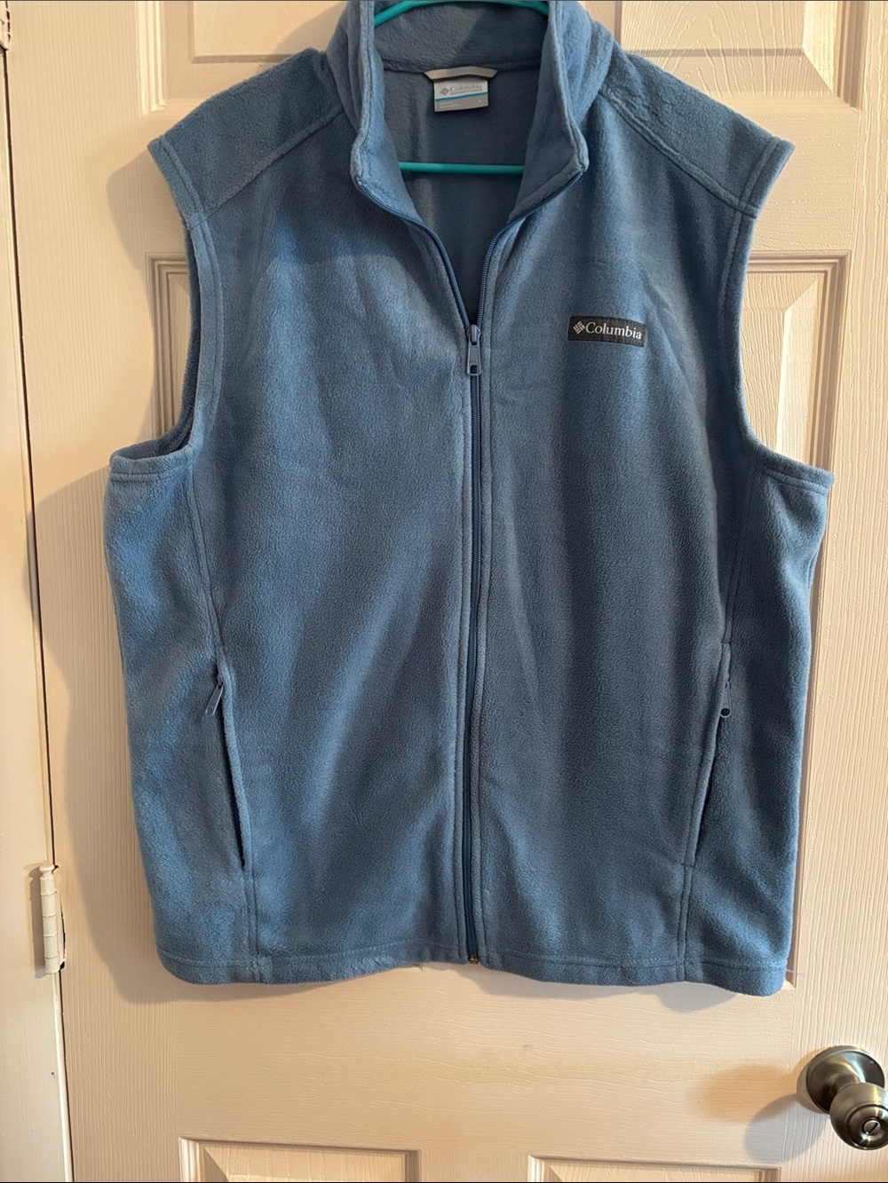 Columbia Mens Blue Fleece Vest - Lightweight Layering